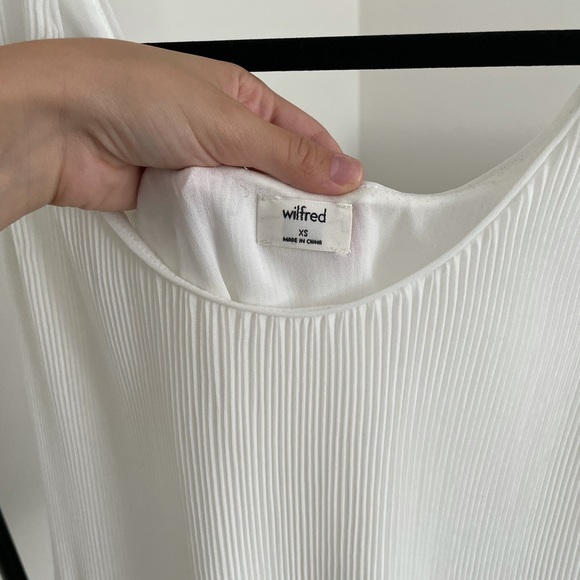 WILFRED (Aritzia) - White Blouse - Picture 3 of 3